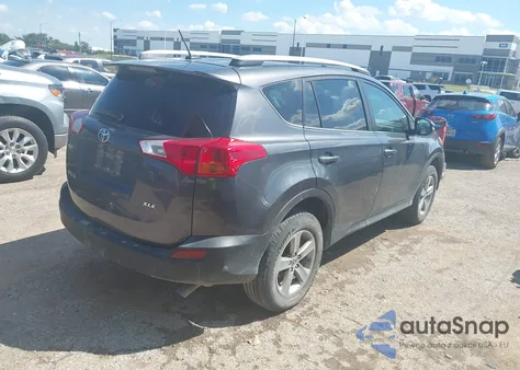 2015 Toyota Rav4 Xle z USA, uszkodzony, nr VIN 2T3WFREV7FW153562